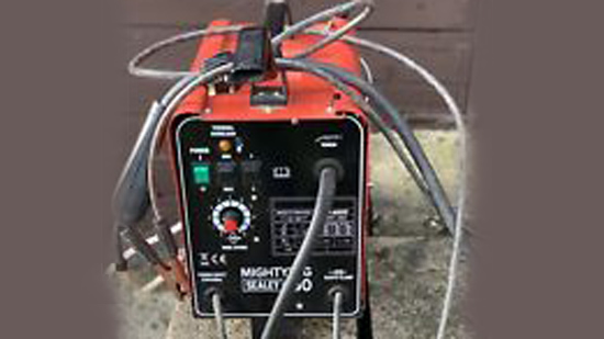How to Use a Gasless MiG Welder