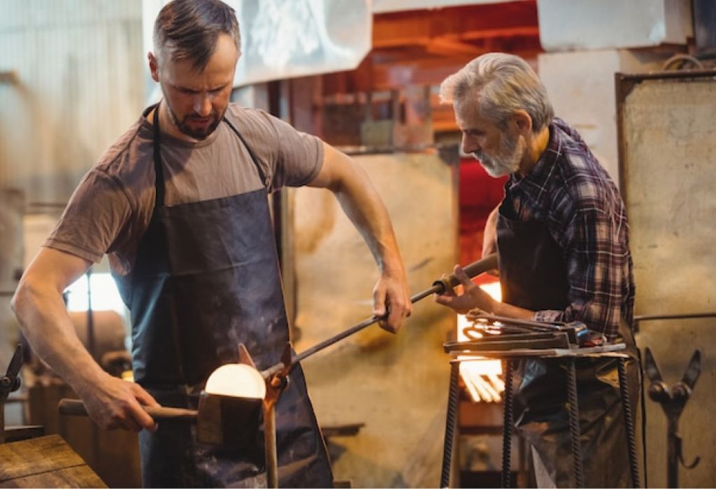 What Is the Average Salary of a Welder? 2025 Pay Guide 1 Average Salary of a Welder (National Overview)