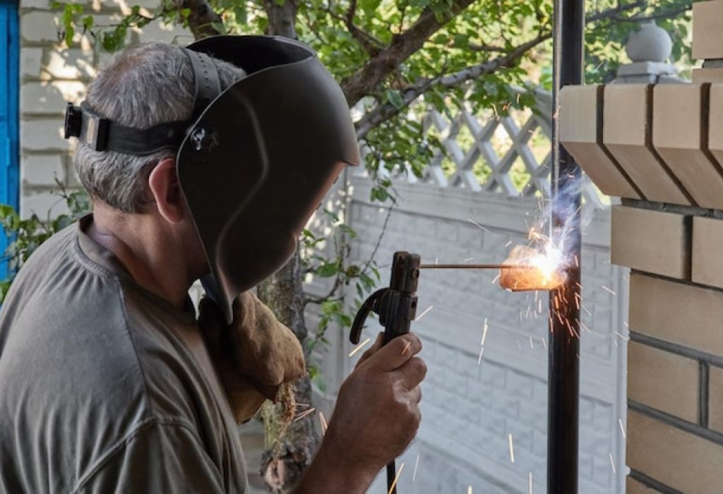 How to Become a Welder in Florida: Step-by-Step 1 Florida Snapshot — Do You Need a State License?