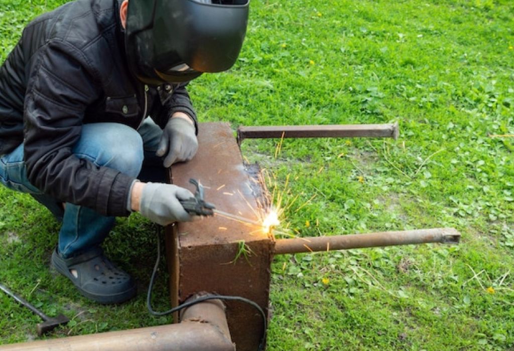 How to Become a Welder in PA: Step-by-Step Career Guide 3 Tips for Launching a Welding Career in PA