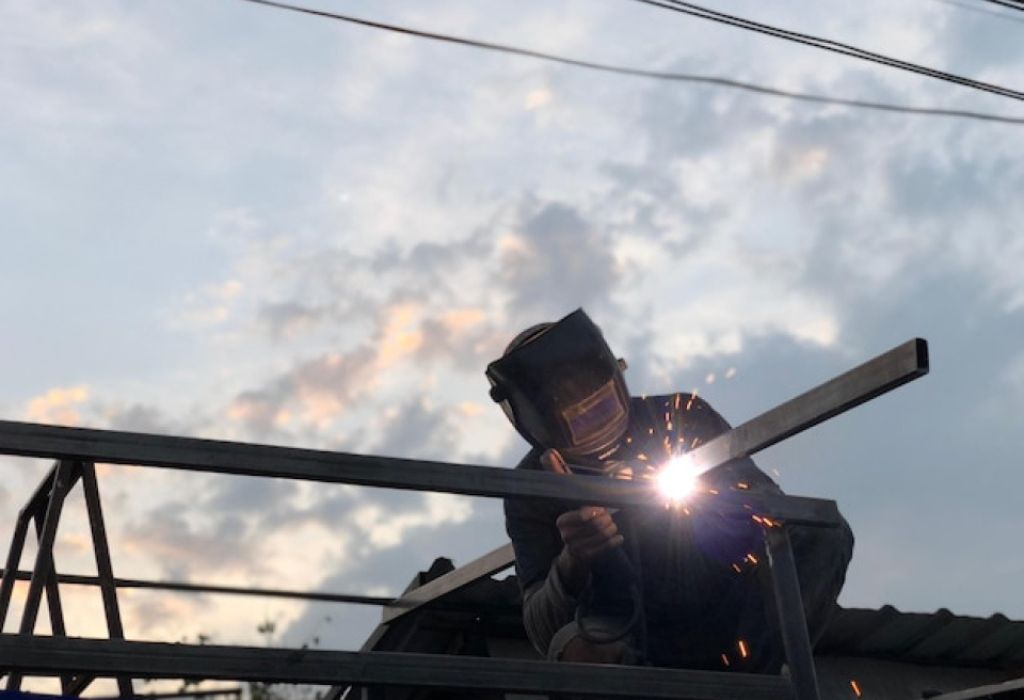 How to Become a Welder in Arizona: Full Guide 2 Certifications & Qualifications That Matter in Arizona