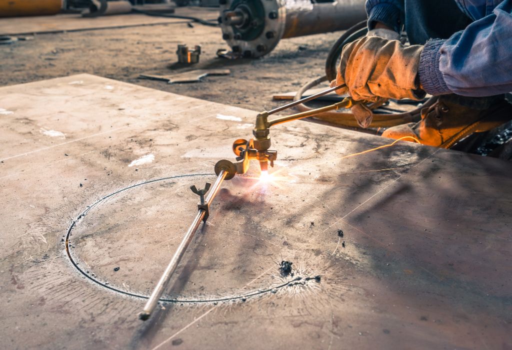 Who Is a Rig Welder?