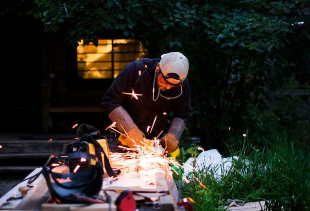 How Long to Become a Journeyman Welder? Timeline 1 Quick Answer: Typical Time to Journeyman