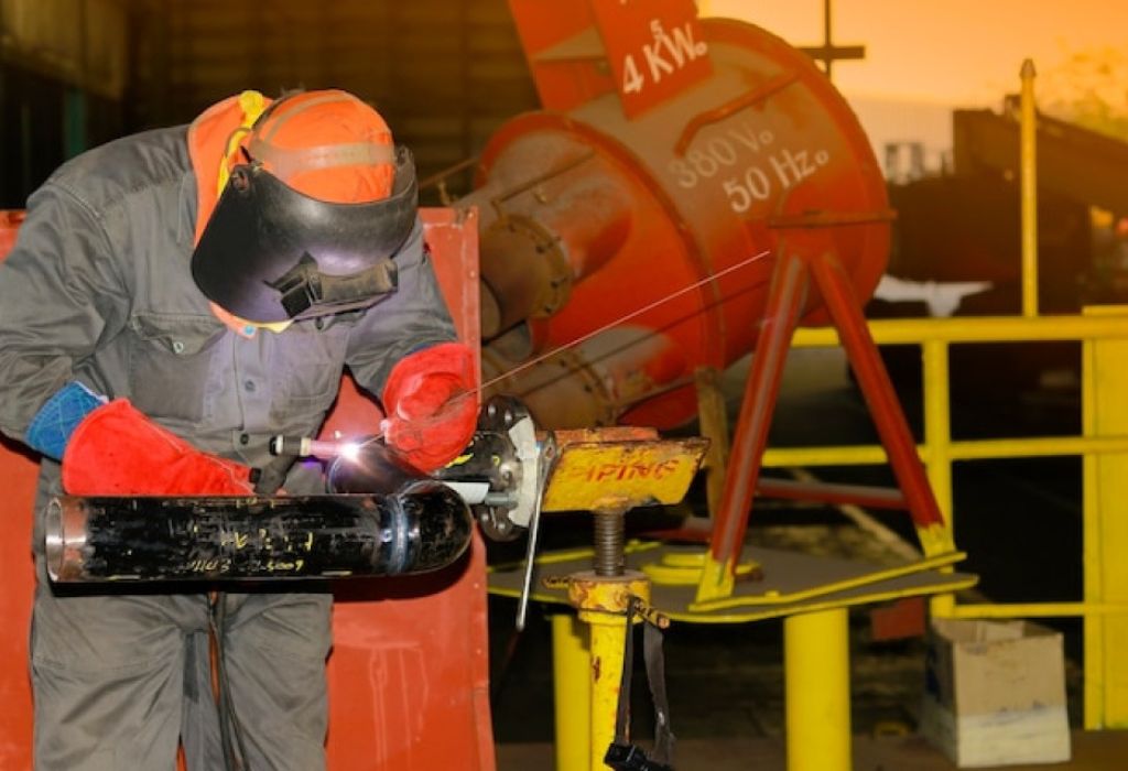 How Long Does It Take to Become a Rig Welder? 1 Quick Answer—Timelines at a Glance