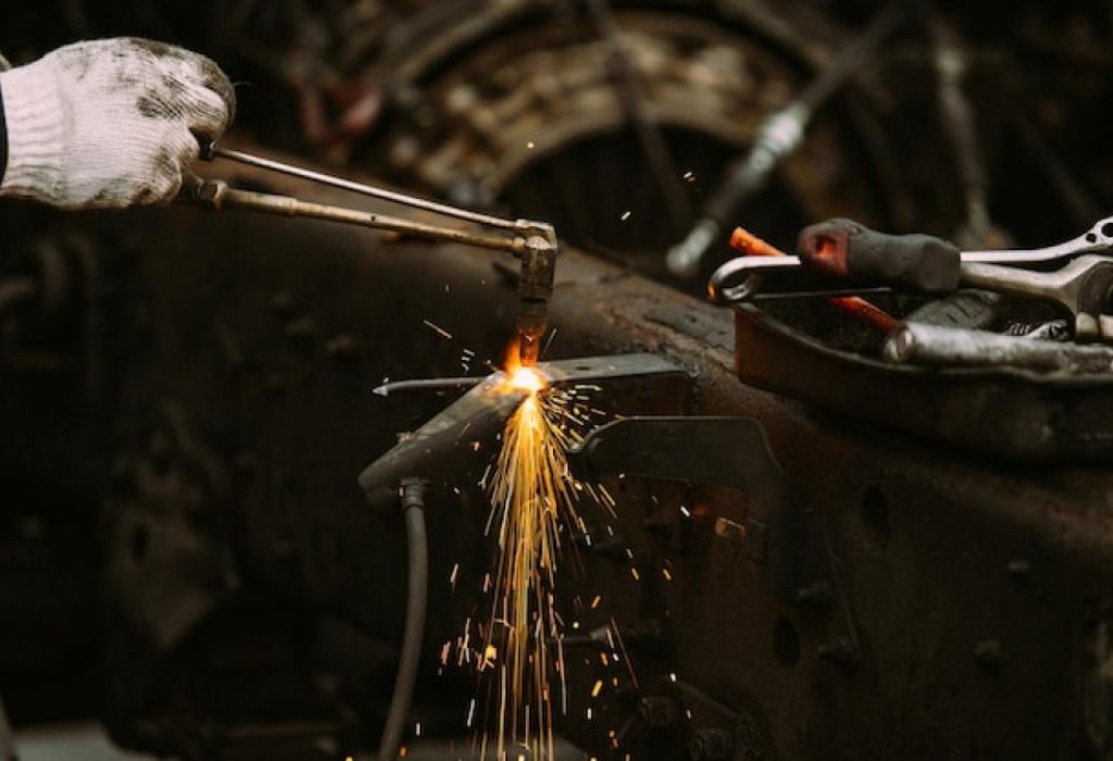 Rig Welder Salary: How Much Do They Make Per Hour 3 Risks, Trade-Offs & Challenges