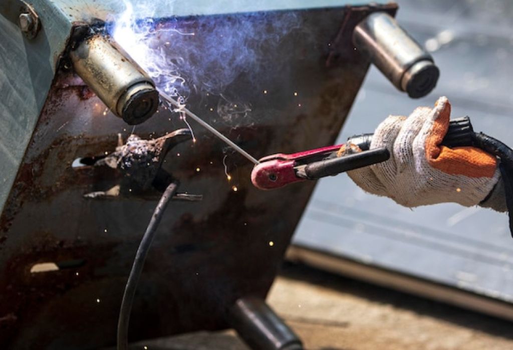 Can a Welding Machine Get Wet? Safety Explained 2 Leads, Cables, and Connectors—Hidden Moisture Hazards