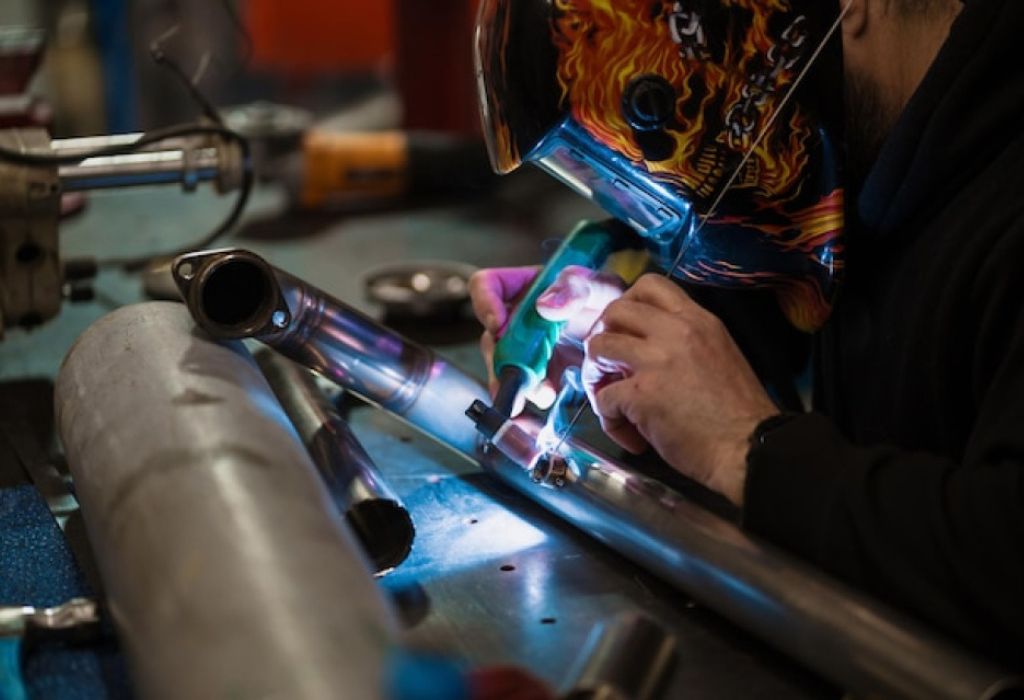 How Much Does a Laser Welding Machine Cost in 2025 1 Types of Laser Welding Machines
