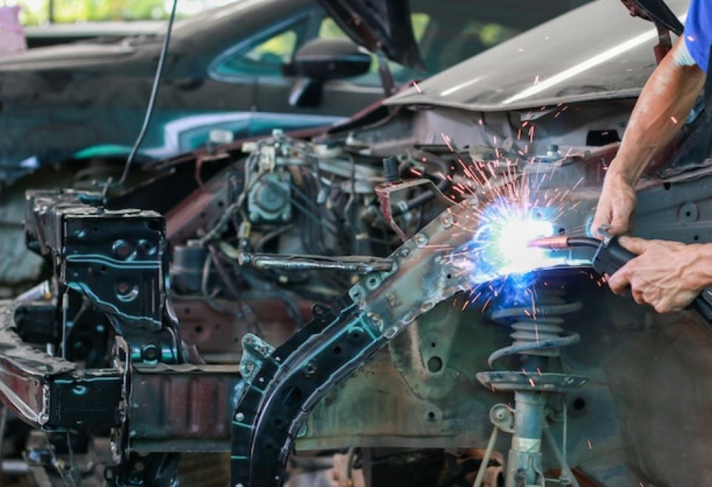 How to Charge a Car Battery with a Welding Machine Safely 1 Understanding Car Batteries