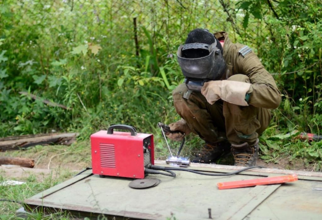 How to Check Volts and Amps on a Welding Machine Easily 3 Advanced Topics and Future Trends