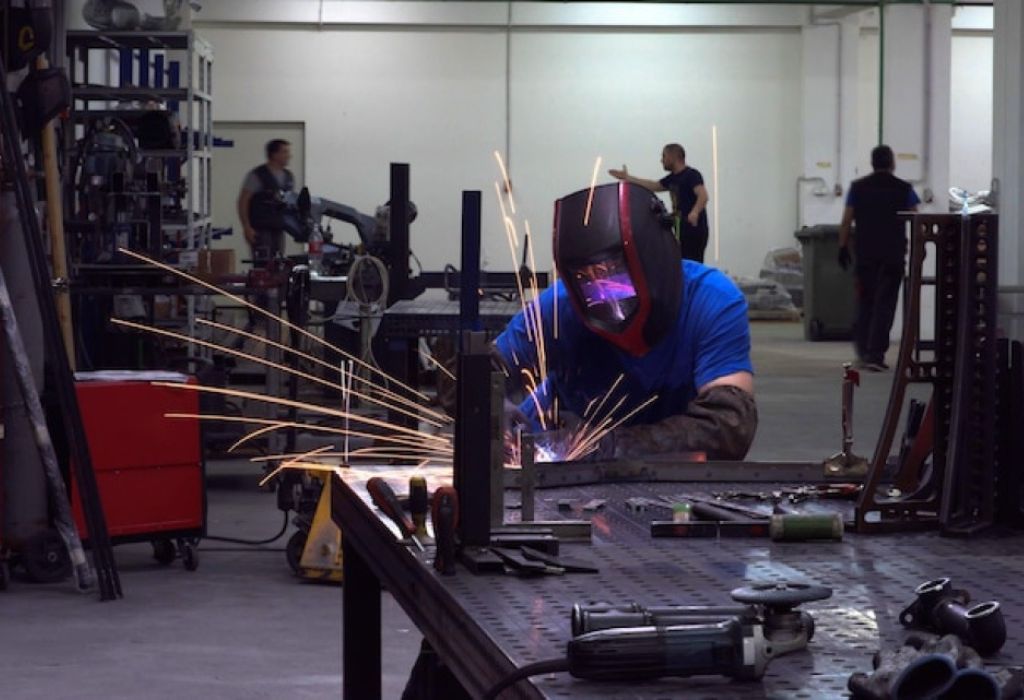A Machine That Produces Current for Welding Explained 1 What Is a Machine That Produces Current for Welding?