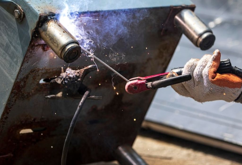 Can You TIG Weld Cast Iron? Methods That Work Best 2 Step-by-step TIG repair workflow