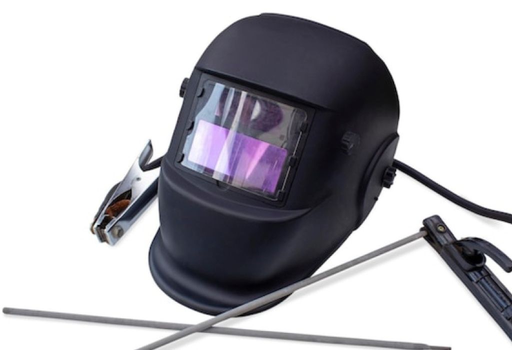 Understanding How a Welding Helmet Works