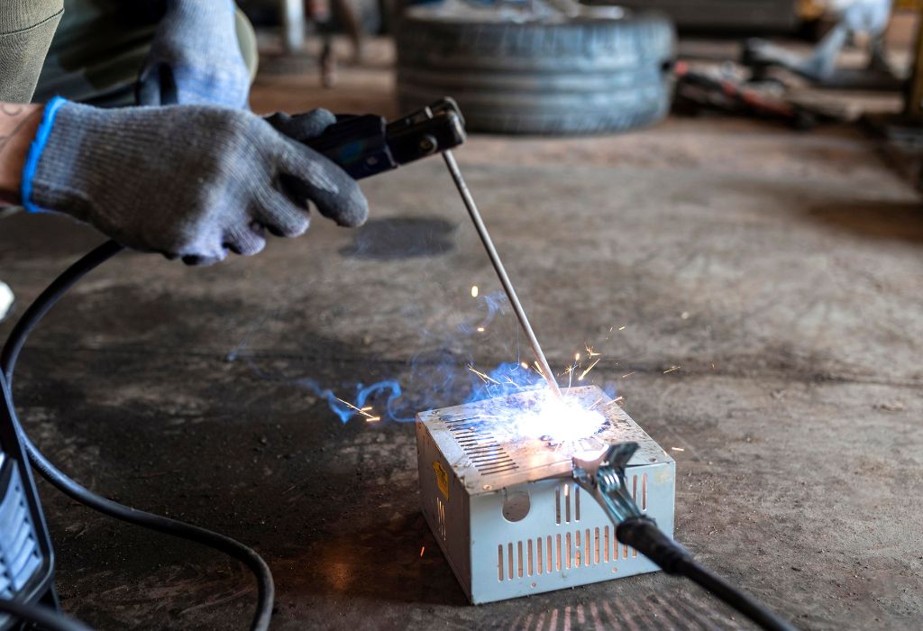 How To Weld Magnetized Steel: A Proven Guide To Taming Arc Blow