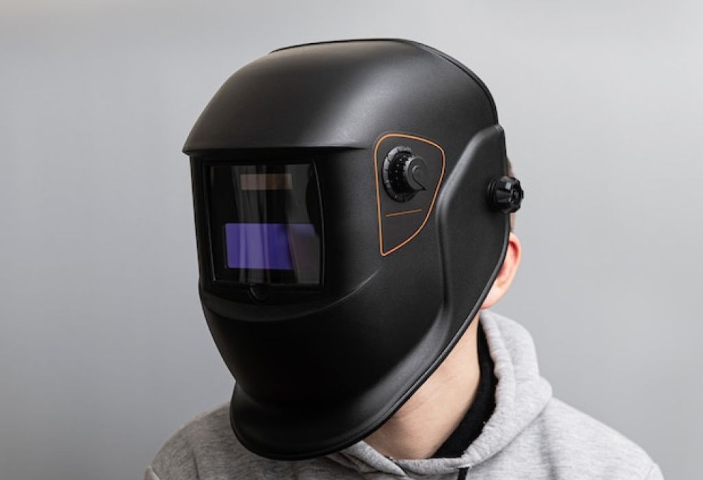 What Does “Expire” Mean for a Welding Helmet?