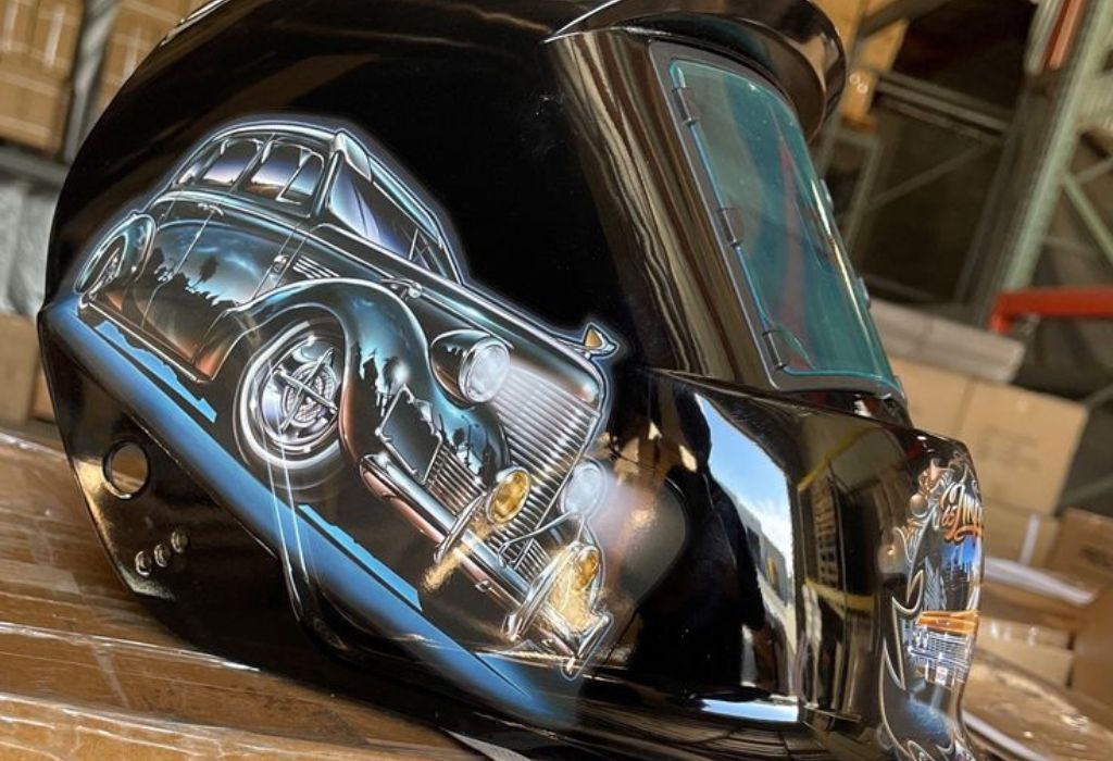 How Auto Darkening Welding Helmets Work